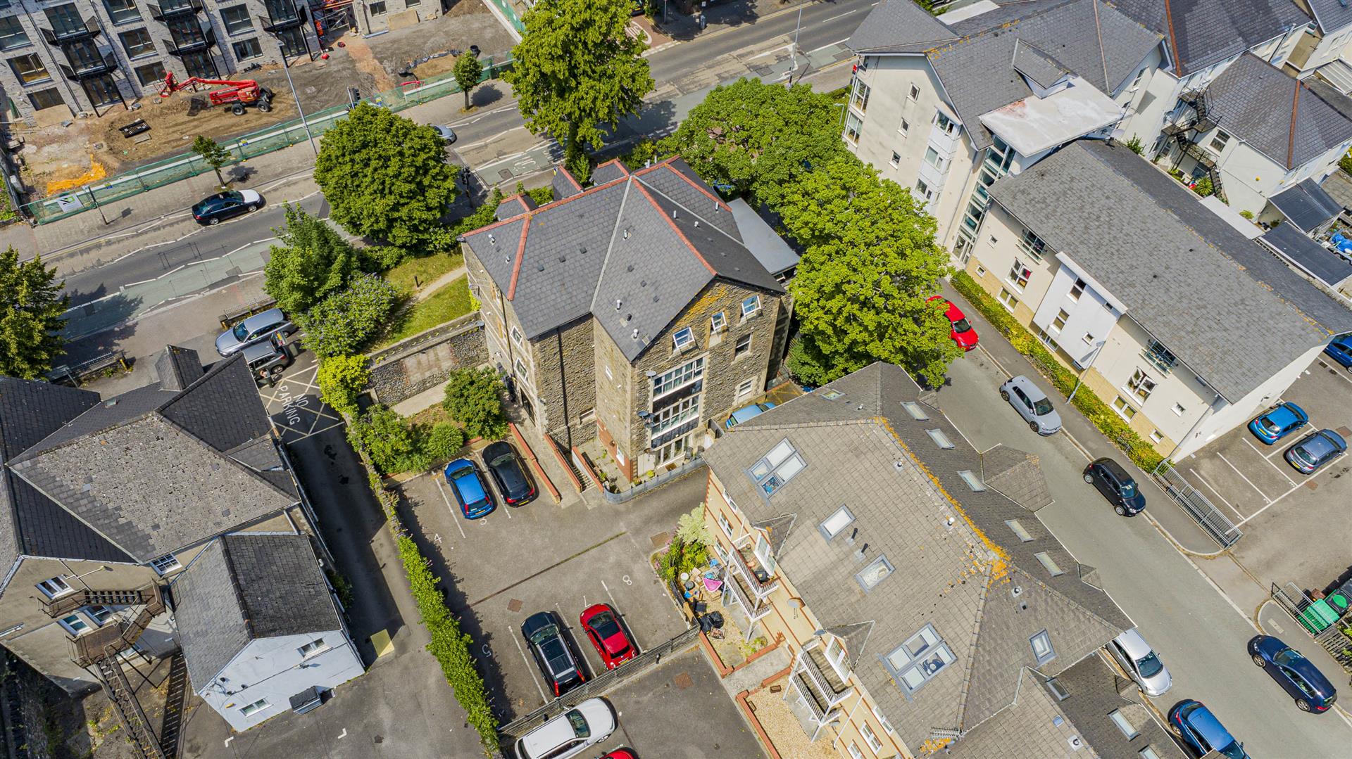 Briartree Manor, Roath — photograph 4
